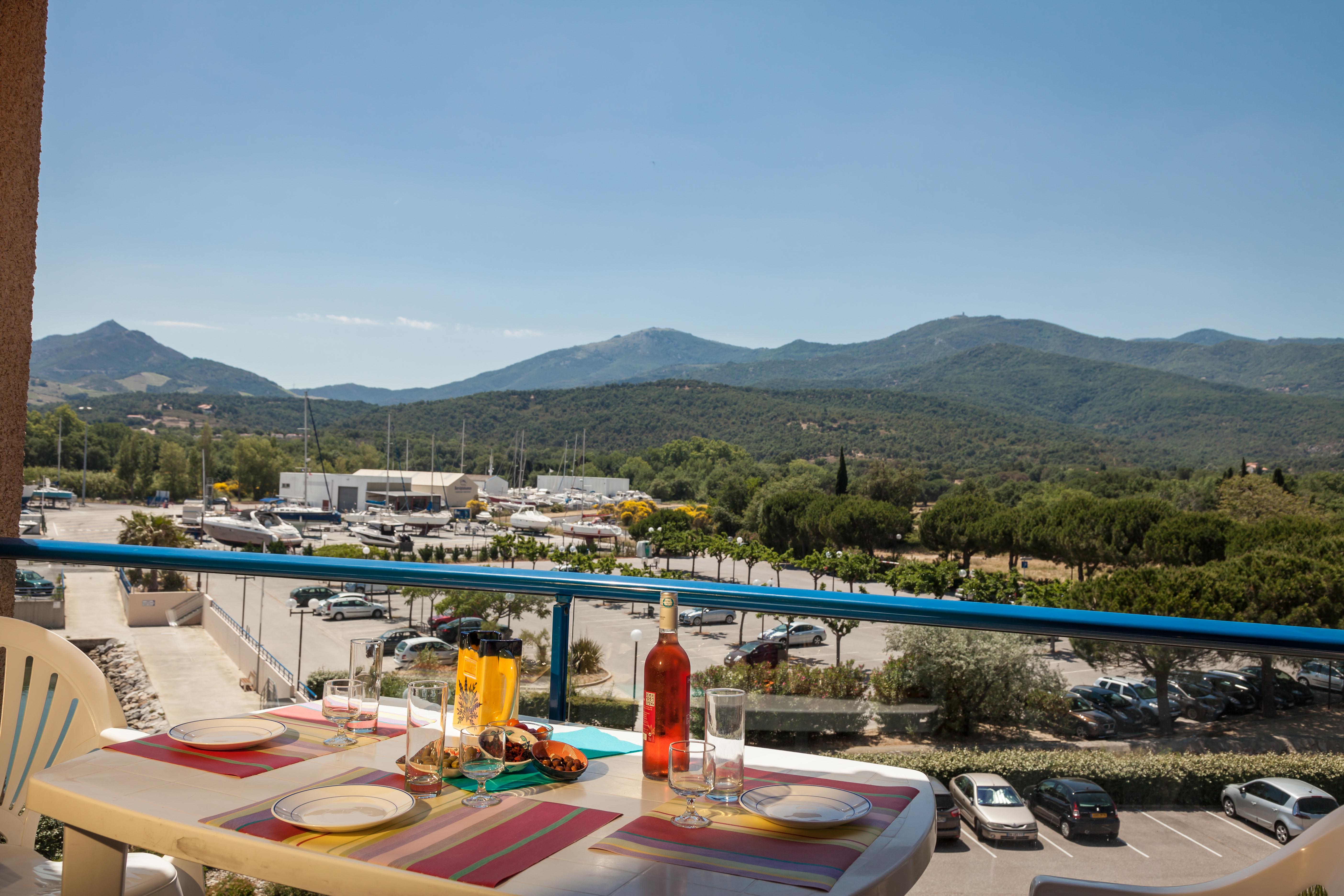 Appart Hotel Mer & Golf Port Argeles Exteriör bild