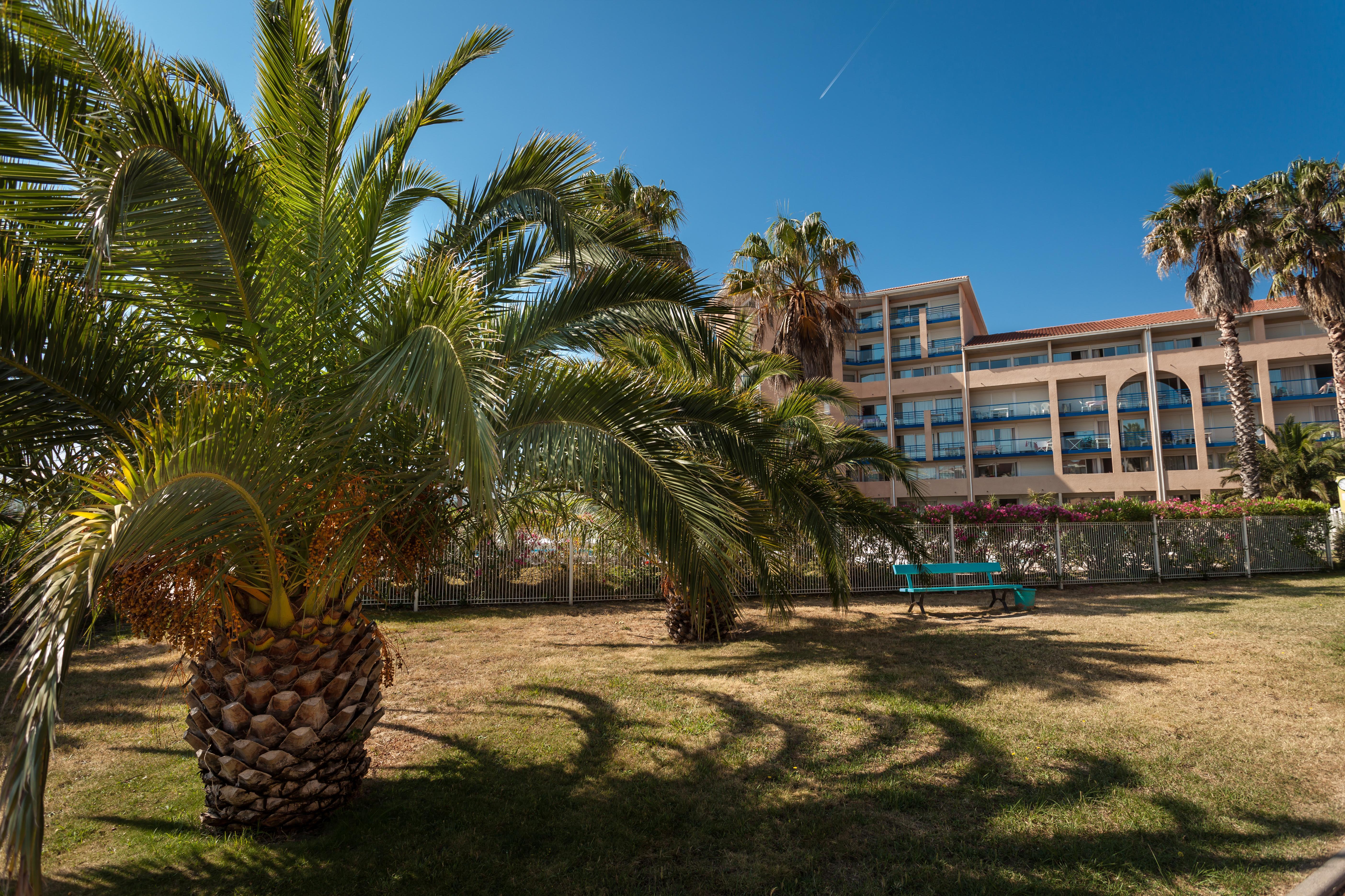 Appart Hotel Mer & Golf Port Argeles Exteriör bild