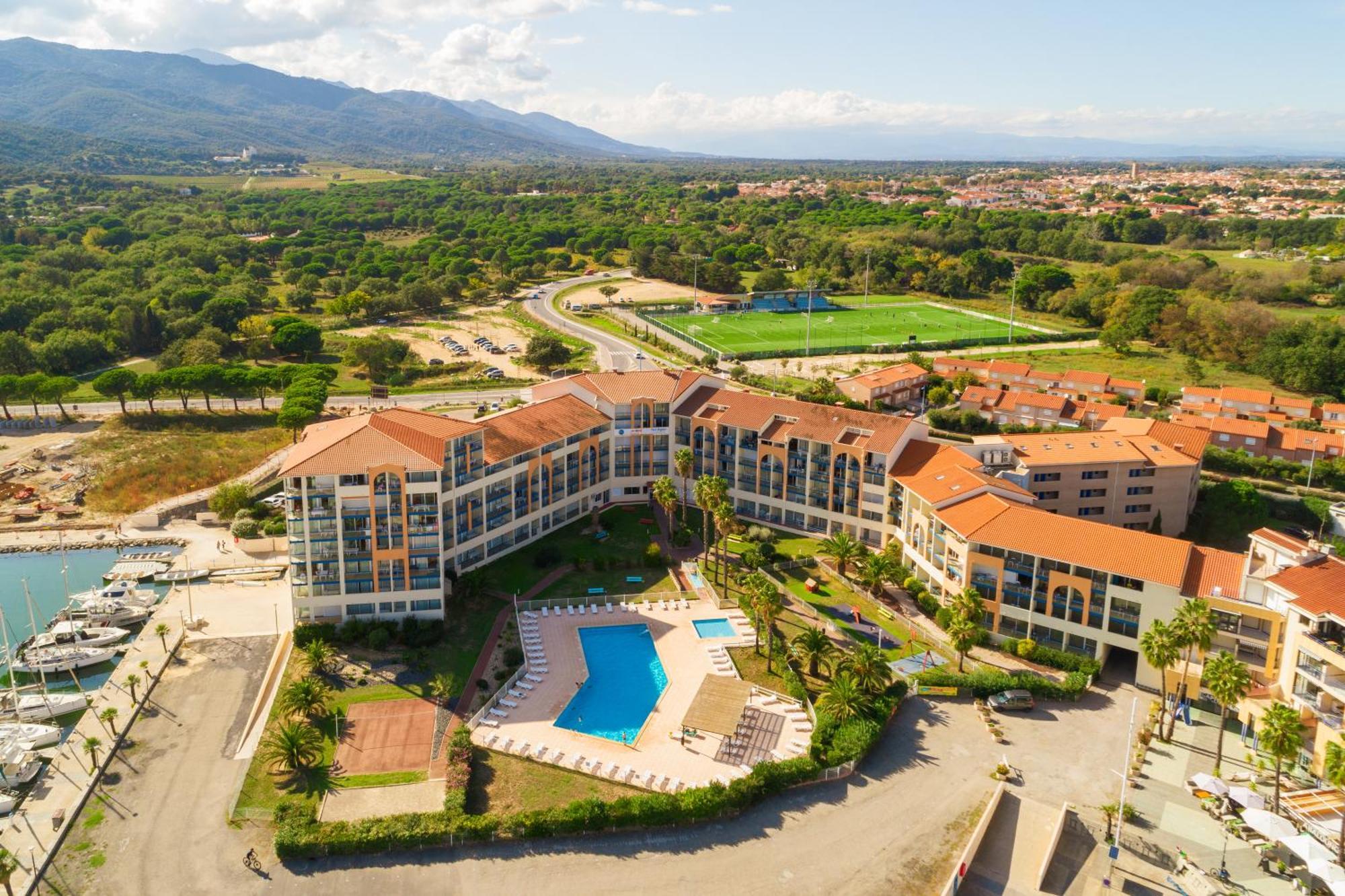Appart Hotel Mer & Golf Port Argeles Exteriör bild