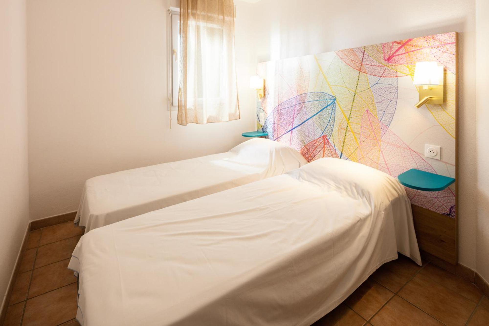 Appart Hotel Mer & Golf Port Argeles Exteriör bild