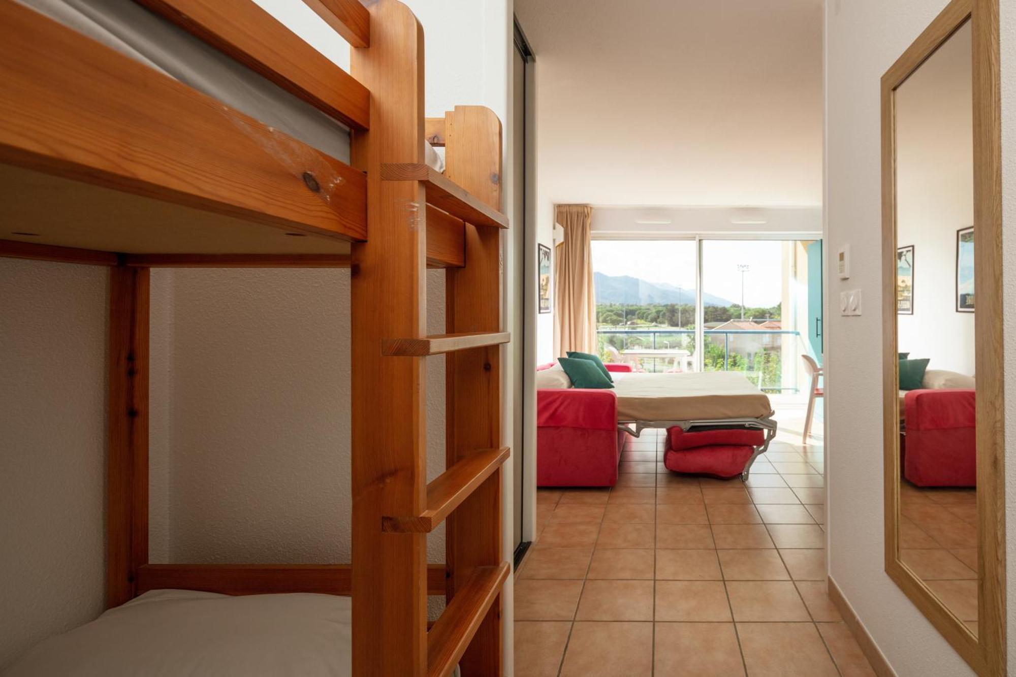 Appart Hotel Mer & Golf Port Argeles Exteriör bild